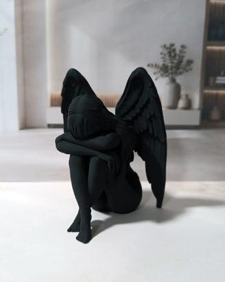 Angelo seduto decorativo – statuetta moderna nera