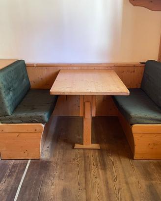 Cassapanca con tavolo dinette