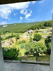 CASA DI CORTE A CAPRINO VERONESE