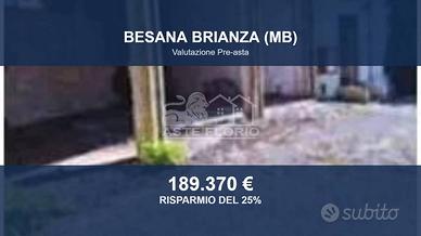 Immobile in asta di 1665 m² a Besana in Brianza