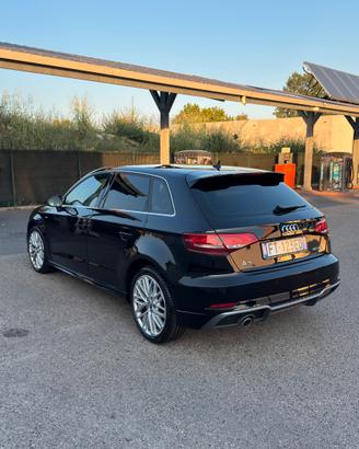 Audi A3 Sportback 30 TDI S-Tronic Sport