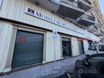 Negozio Taranto [cug34ACG]