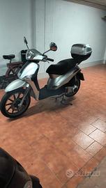 Scooter quasi mai usato