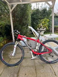 Mountain Bike specialized modello da donna