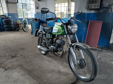 Aermacchi Harley Davidson 125 De luxe