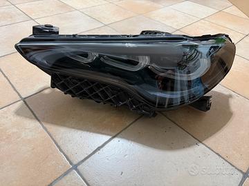 Alfa stelvio faro anteriore sinistro