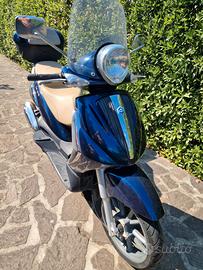 Piaggio Beverly Tourer 300
