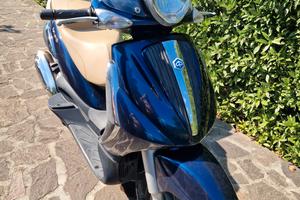 Piaggio Beverly Tourer 300