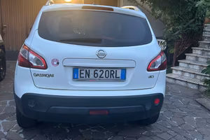 auto Nissan Qashqai