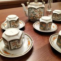 Set da tè in porcellana giapponese