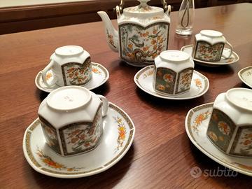 Set da tè in porcellana giapponese