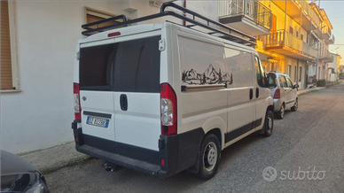 Omologato camper con gancio traino