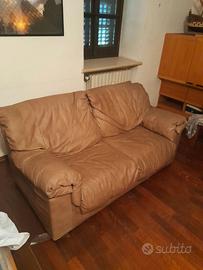 divano in pelle due posti marca Mimo Padova