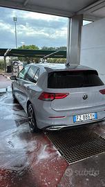 Volkswagen Golf 8 2.0 TDI