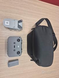 Drone mini 4K Dji con due batterie