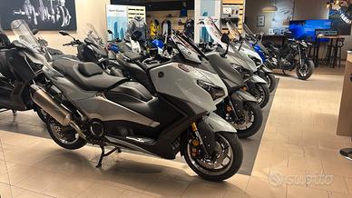 Yamaha T Max 560 TECH MAX ( patente A2 )