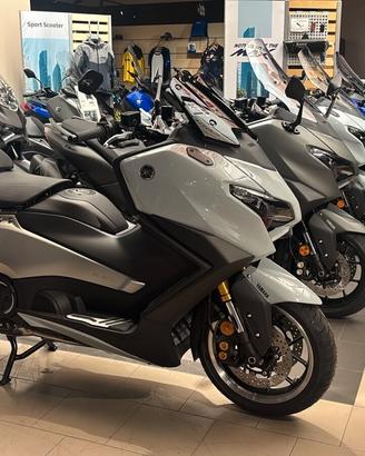 Yamaha T Max 560 TECH MAX ( patente A2 )