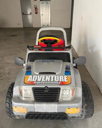 Macchina elettrica per bimbo Peg-Perègo.