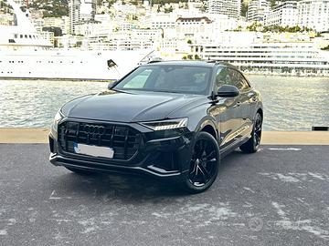 Audi SQ8 4.0 V8 TDI TETTO B&O FRENI CARBOCERAMICA