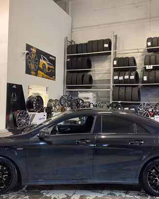 Cerchi NUOVI Mercedes CLA raggio 18 cod.8221