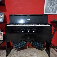 Harmonium D. G. Tubi