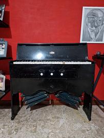 Harmonium D. G. Tubi