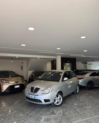 Lancia Ypsilon 1.3 MJT 75 CV Elle
