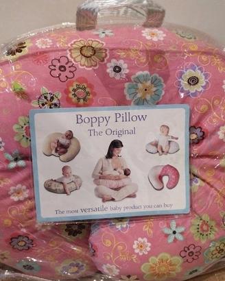 Cuscino Boppy per allattamento