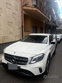 MERCEDES GLA 2018 200d