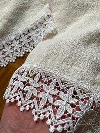 asciugamani ricamati nuovi vintage