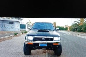 Toyota 4 Runner/Hilux 2.4 turbodiesel 5 porte