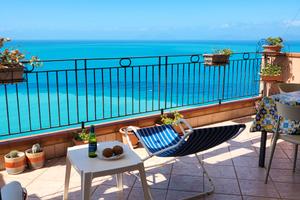 Terrazza vista isole Eolie