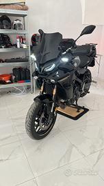 Tracer 9 2024 con 6000km