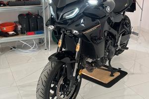 Tracer 9 2024 con 6000km