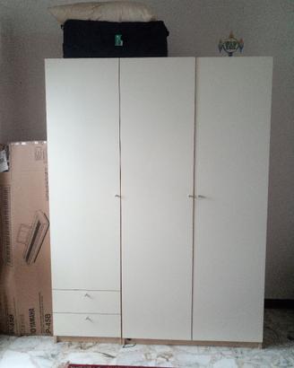 IKEA Armadio a 3 ante con 2 cassetti