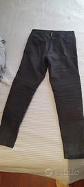 Pantaloni da moto