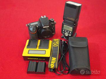 Nikon D750 FX 18k scatti come nuova + flash