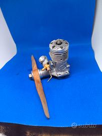 supertigre  c35 RC aereomodellismo vintage 