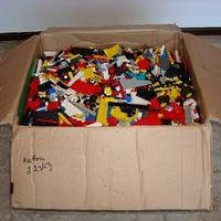 Lego lotto 5 kg di mattoncini e non solo