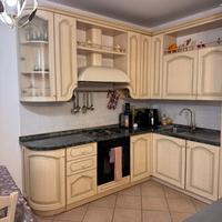 Cucina completa di elettrodomestici