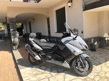 Yamaha T Max 530 - 2016