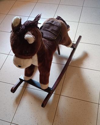 cavalluccio a dondolo