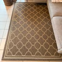 Tappeto elegante marrone