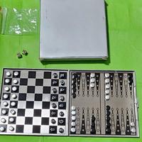 scacchi e backgammon magnetico vintage