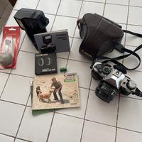 Macchina fotografica Canon AE-1 Program