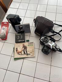 Macchina fotografica Canon AE-1 Program