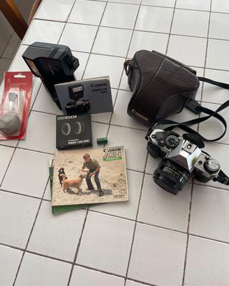Macchina fotografica Canon AE-1 Program