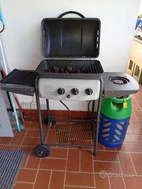 Barbecue a gas con Pietra Lavica Ompagrill