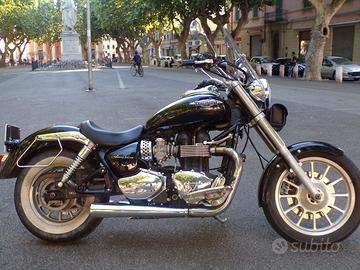 MOTO TRIUMPH AMERICA LT DEL 2009 CON 40.000 KM