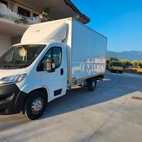 Citroen Jumper con pedana idraulica
